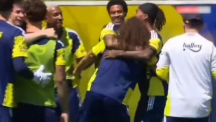 Fenerbah&ccedil;e idmanında o isim paylaşılamadı: Antrenmanda eğlenceli kapışma