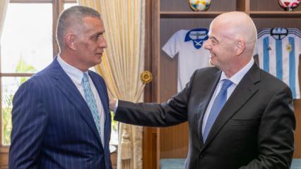 Hacıosmanoğlu FIFA'ya tepki g&ouml;sterdi: B&ouml;yle kural mı olur?