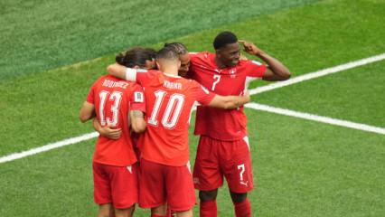 İsvi&ccedil;re, Kanada'yı devirdi! İki takım da son 32'ye turladı
