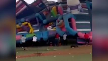 Meksika'da korku dolu anlar: Şişme park fırtınaya kapıldı, yaralılar var