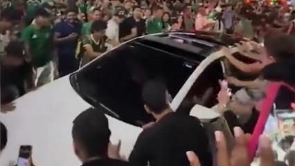 Meksika'nın D&uuml;nya Kupası galibiyeti kutlayan kalabalığın arasına ara&ccedil; daldı: 17 yaralı