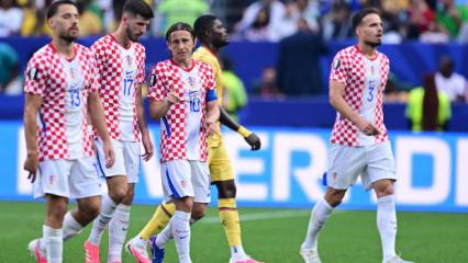 Tecr&uuml;be kazandı! Hırvatlar 40'lık Modric'in resitaliyle son 32'de