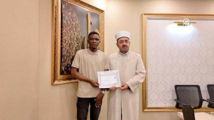 Zambiyalı Dominic Singoma, &uuml;niversite eğitimi i&ccedil;in geldiği Kayseri'de M&uuml;sl&uuml;man oldu