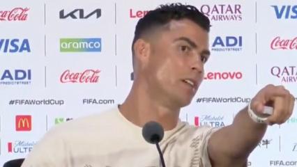 Ronaldo'dan gazetecilere fır&ccedil;a! Gelen soru sonrası &ccedil;ılgına d&ouml;nd&uuml;