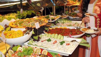 Restoranlarda yeni d&ouml;nem: Bakan Yumaklı resmen duyurdu: S&uuml;re bug&uuml;n doldu!