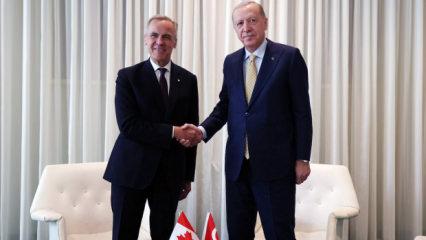 Cumhurbaşkanı Erdoğan'dan kritik g&ouml;r&uuml;şme! Başbakanı tebrik etti