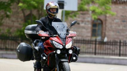 Erasmus eğitimine motosikletiyle giden &ouml;ğretmen 4 bin kilometre yol yaptı