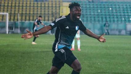 Erzurumspor'da 2 yabancı 1 T&uuml;rk futbolcuyla yollar ayrıldı