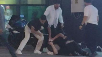 Gen&ccedil;lerin tekme tokat kavgası kamerada: Yere yatırıp demirle vurdular