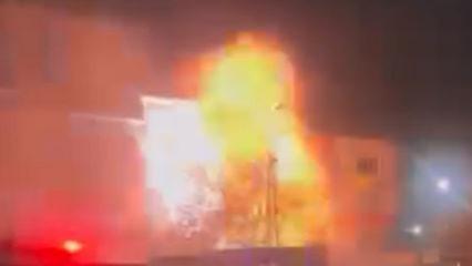 K&uuml;&ccedil;&uuml;k&ccedil;ekmece&rsquo;de trafo bomba gibi patladı