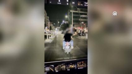  K&uuml;&ccedil;&uuml;k&ccedil;ekmece'de motosikletten oyuncak silah doğrultan ş&uuml;pheli yakalandı