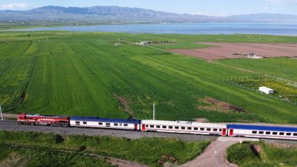 T&uuml;rkiye&rsquo;nin en uzun tren rotalarından! Van G&ouml;l&uuml; Ekspresi Anadolu&rsquo;yu keşfetmeye &ccedil;ıkarıyor