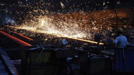 K&uuml;resel &ccedil;elik ticaretinde deprem! Kotayı y&uuml;zde 51 azaltıyor, vergi y&uuml;zde 50'ye &ccedil;ıkıyor
