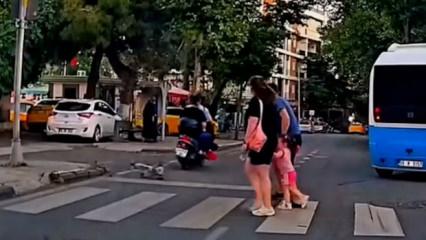 Yol vermeyen motorcuya skuter fırlattı: Hatalar zinciri pahalıya m&acirc;l oluyordu