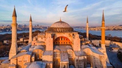 Ayasofya-i Keb&icirc;r Camii'nin zincirlerini kıran o tarihi kararın &uuml;zerinden tam 6 yıl ge&ccedil;ti