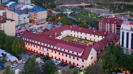 Bakan Ersoy m&uuml;jdeyi verdi: Eski askeri kışlaydı, Avrupa'nın en iyi m&uuml;zesi olmaya aday
