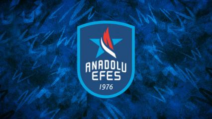 Anadolu Efes'ten EuroLeague'i sallayacak transfer! D&uuml;nya yıldızı imzayı attı