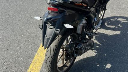 Başakşehir'de slalom yapan ehliyetsiz motosiklet s&uuml;r&uuml;c&uuml;s&uuml;ne 131 binlik ceza