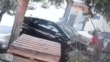 Bodrum'da kahreden &ouml;l&uuml;m: Sokakta y&uuml;r&uuml;yen kadına cip &ccedil;arptı