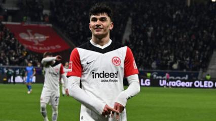 Can Uzun'un transfer isteği ortaya &ccedil;ıktı! İstenen bonservisi duyurdular