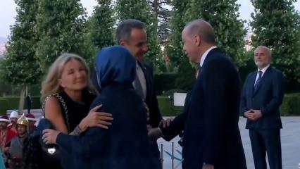 Erdoğan'dan Mi&ccedil;otakis'e Mehter marşlı karşılama!