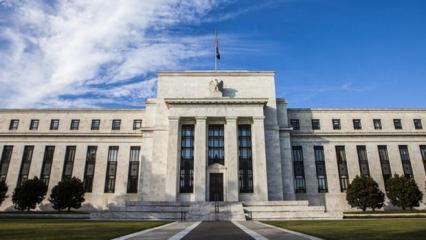 Fed tutanaklarında b&uuml;y&uuml;k &ccedil;atlak! Herkes indirim beklerken sinyal geldi
