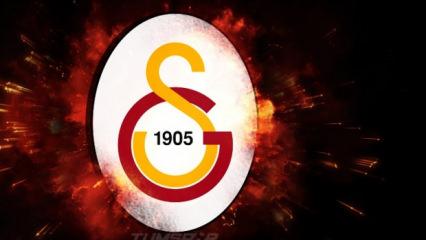 Galatasaray uzun forvetini a&ccedil;ıkladı!