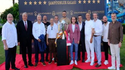 Şampiyonluk kutlamalarında F.Bah&ccedil;e'ye flaş g&ouml;nderme! 30 yıl sonra...