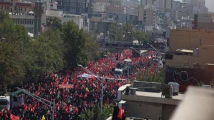 Hamaney'in cenaze alayı sokakları doldurdu