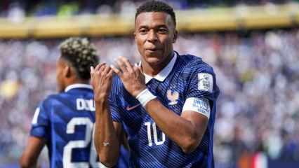 Mbappe'yi sinirlendiren s&ouml;zler! Irk&ccedil;ı senat&ouml;re sert cevap