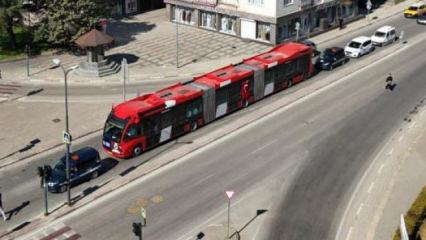Metrob&uuml;s heyecanı! İlk kez yollara &ccedil;ıktı