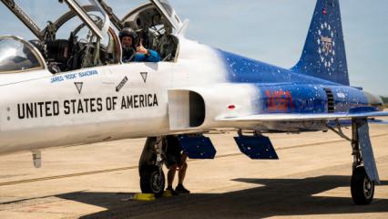 NASA Başkanı Isaacman itirazlara kulak asmadı! F-5 savaş u&ccedil;ağını u&ccedil;urdu