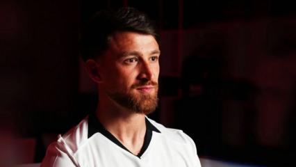 Salih &Ouml;zcan Beşiktaş'a transferinin perde arkasını a&ccedil;ıkladı!