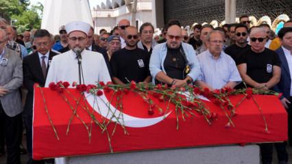 Usta sanat&ccedil;ı Zihni G&ouml;ktay son yolculuğuna uğurlandı