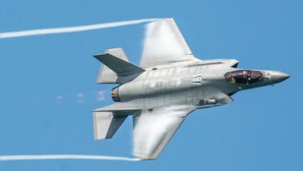 Yunan lobisinde b&uuml;y&uuml;k panik! T&uuml;rk d&uuml;şmanı Titus'tan F-35 s&ouml;zleri