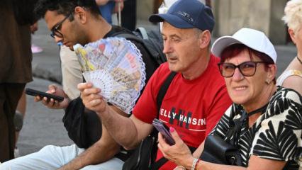 Avrupa &uuml;lkesi kavruluyor: 22 şehirde sıcaklık krizi!