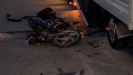 Bolu'da feci kaza! Motosiklet ile kamyonet &ccedil;arpıştı: 1 &ouml;l&uuml;, 1 yaralı