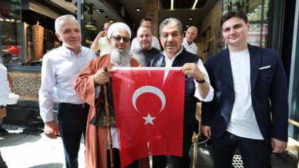 Esenler'de 'Ay Yıldızlı' 15 Temmuz daveti!