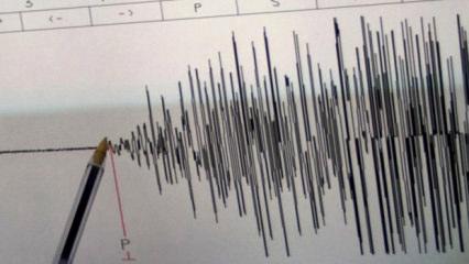 İran beşik gibi sallandı! Korkutan deprem