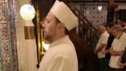 Kadık&ouml;y Osman Ağa Camii'nde Hafız Numan Akbaş'ın kıraati b&uuml;y&uuml;k beğeni topladı