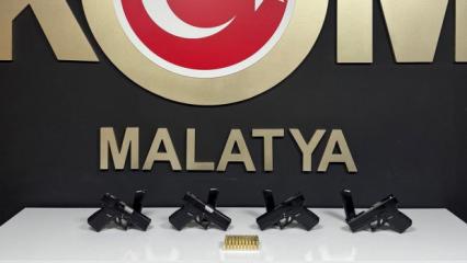 Malatya&rsquo;da silah ka&ccedil;ak&ccedil;ılarına şafak darbesi: Evlerden cephanelik &ccedil;ıktı!
