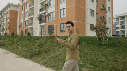 Ruhi &Ccedil;enet, deprem b&ouml;lgesinde inşa edilen mahalleleri gezdi