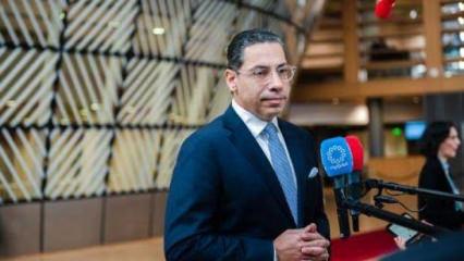 Rum bakanın s&ouml;zleri sosyal medyanın diline d&uuml;şt&uuml;: T&uuml;rkler bize boru d&ouml;ş&uuml;yor, şikayet edeceğim