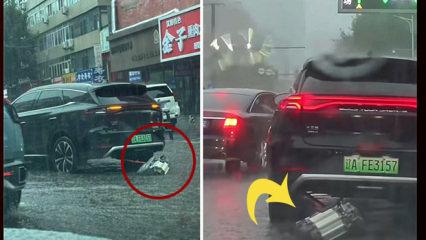 Seyir halindeki aracın motoru d&uuml;şt&uuml;!