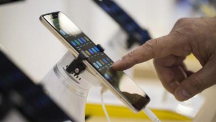 Akıllı telefonlara zam kapıda! Yeni d&uuml;zenleme 10 Ağustos'ta resmen y&uuml;r&uuml;rl&uuml;ğe giriyor