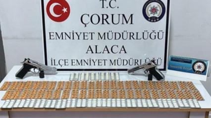 &Ccedil;orum&rsquo;da 756 adet sentetik ecza hapı ele ge&ccedil;irildi: 1 tutuklama