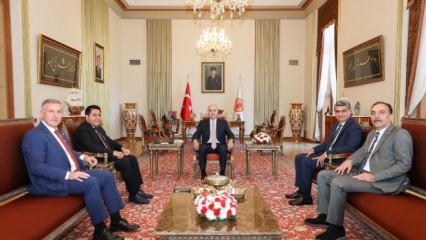 Kurtulmuş, Yeni Yol Grubu'nu kabul etti