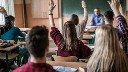 &Ouml;zel &uuml;niversite fiyatları cep yakıyor: Bazıları Oxford'u solladı!