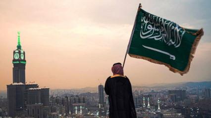 Suudi Arabistan'dan umre vizesi kararı! B&uuml;y&uuml;k kolaylıklar sağladılar! İşte yeni şartlar