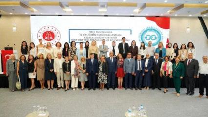 T&uuml;rk D&uuml;nyasına ortak hukuk